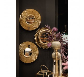 SOL MIRROR WALL... 2