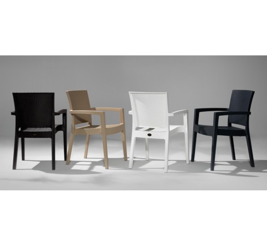 Defence-P armchair by Novussi | Avant Garde - exclusive agent