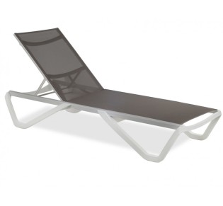 Wave sunbed by Papatya | Avant Garde