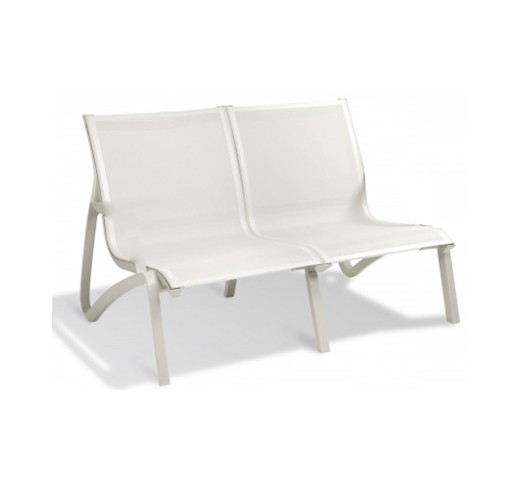 Sunset lounge sofa by Grosfillex | Avant Garde - exclusive agent