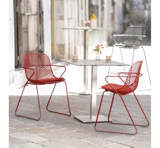 Ramatuelle armchair by Grosfillex | Avant Garde exclusive agent