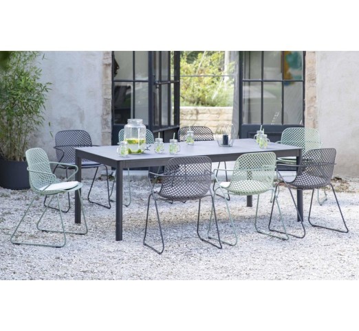 Ramatuelle armchair by Grosfillex | Avant Garde exclusive agent