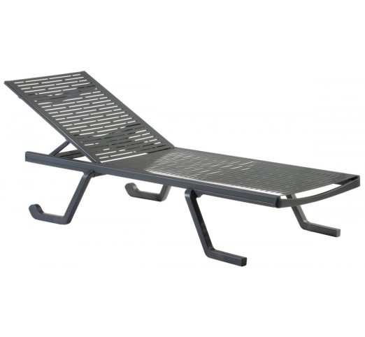 DOGE sunlounger by Gaber | Avant Garde