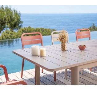 CANNES τραπέζι επεκτεινόμενο της Grosfillex - 2 χρόνια εγγύηση | Avant Garde 2