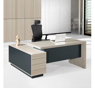 PROGRESS Desk 160x140cm...