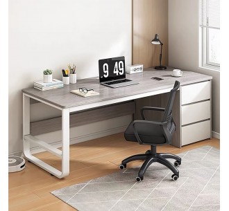PC Metal Desk - 3 drawers...