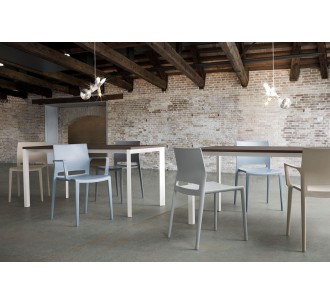 Bakhita cod.370/A chair 2